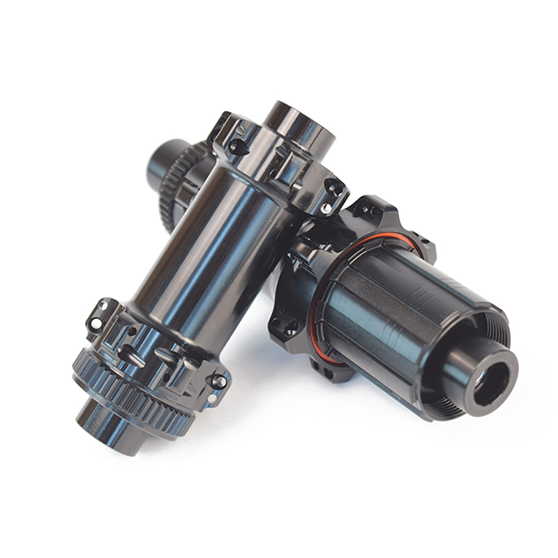 Road bike disc brake center lock