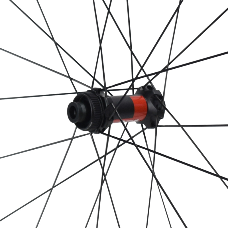 Center lock hub